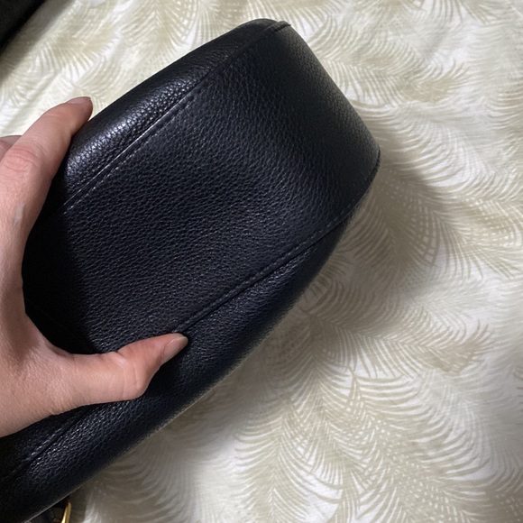 Prada Vitello Bag - Picture 7 of 9